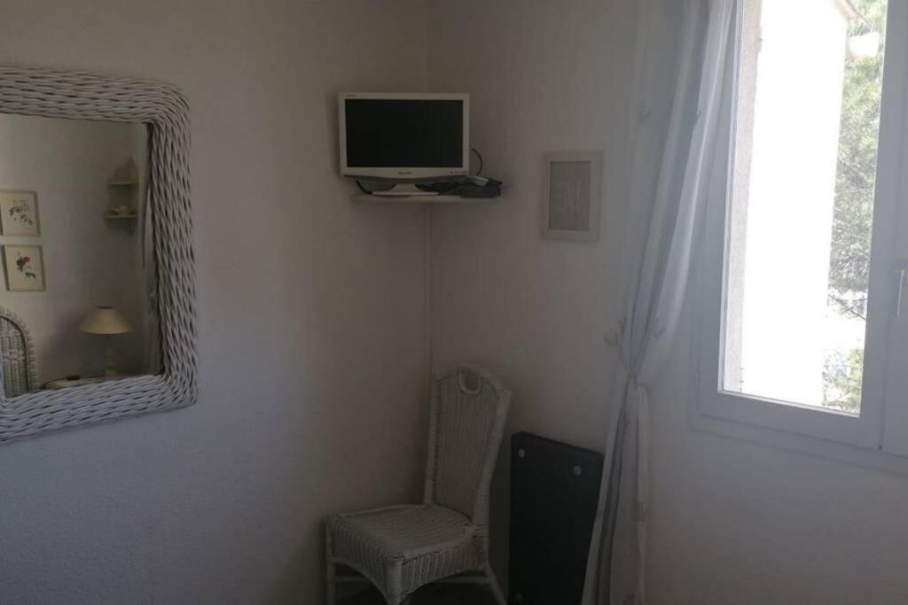 Appartement très agréable Fréjus Exterior foto