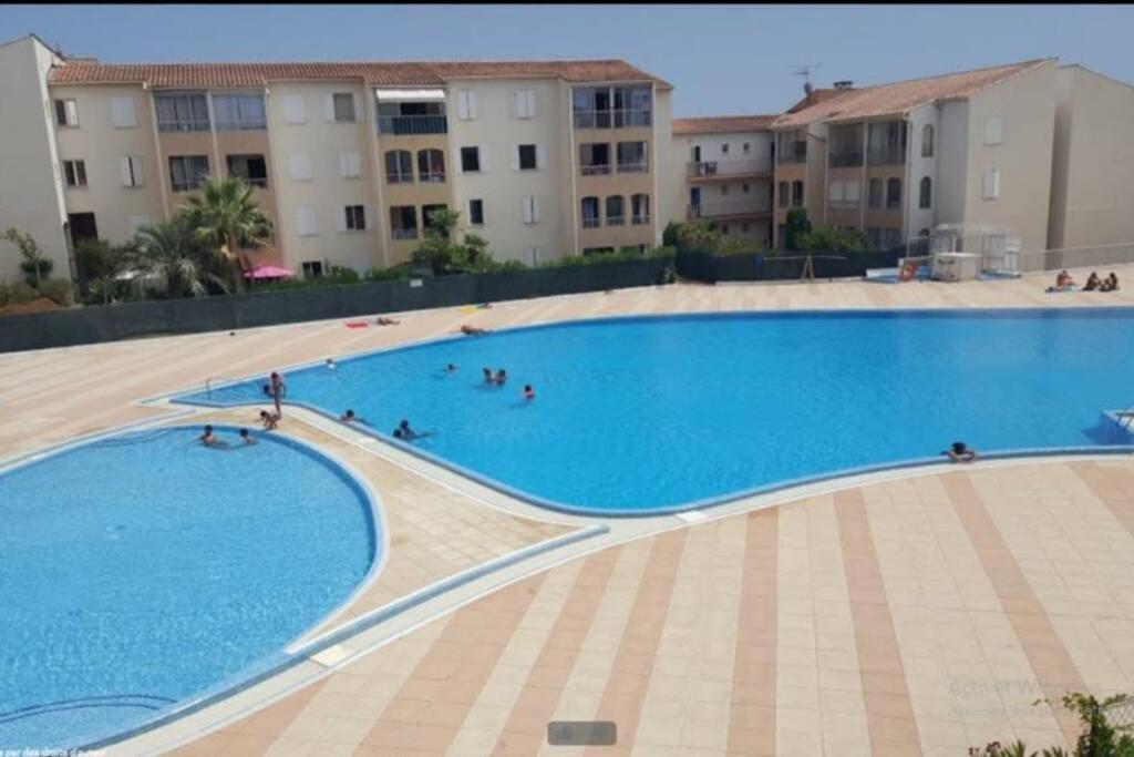 Appartement très agréable Fréjus Exterior foto